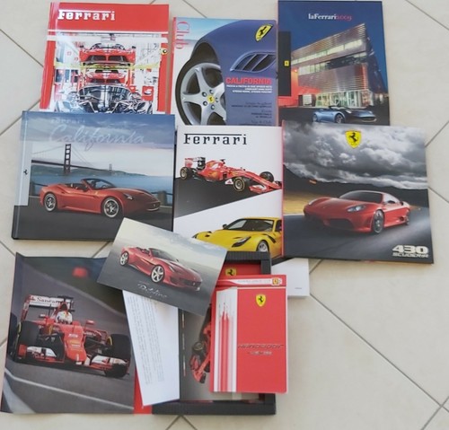 Brochure libri ferrari - brochure,